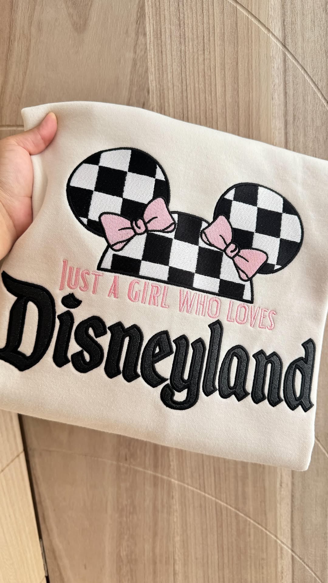 Just a girl who loves Disneyland Embroidery Sweatshirt