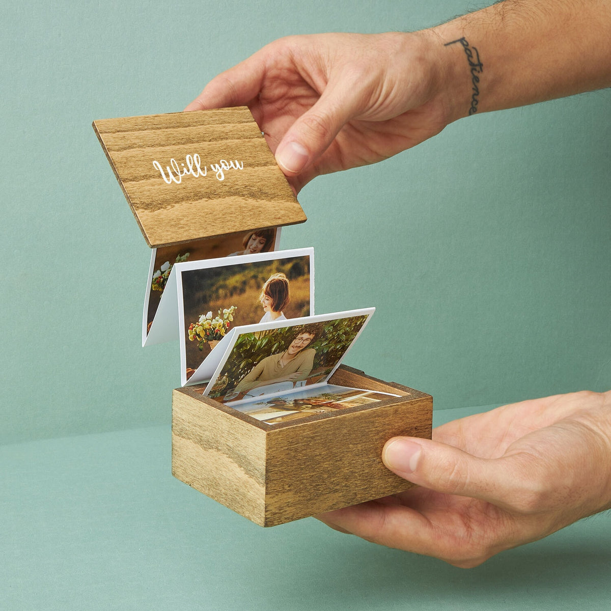 MEMOBOX - PULL OUT PHOTO MEMORY BOX