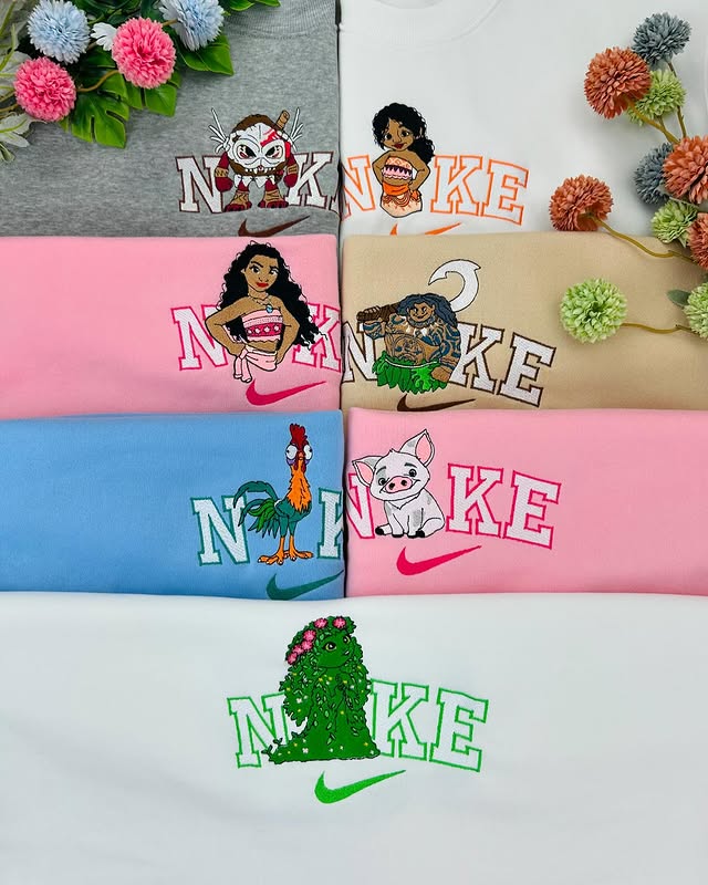 Moana 2  Embroidered Sweatshirt