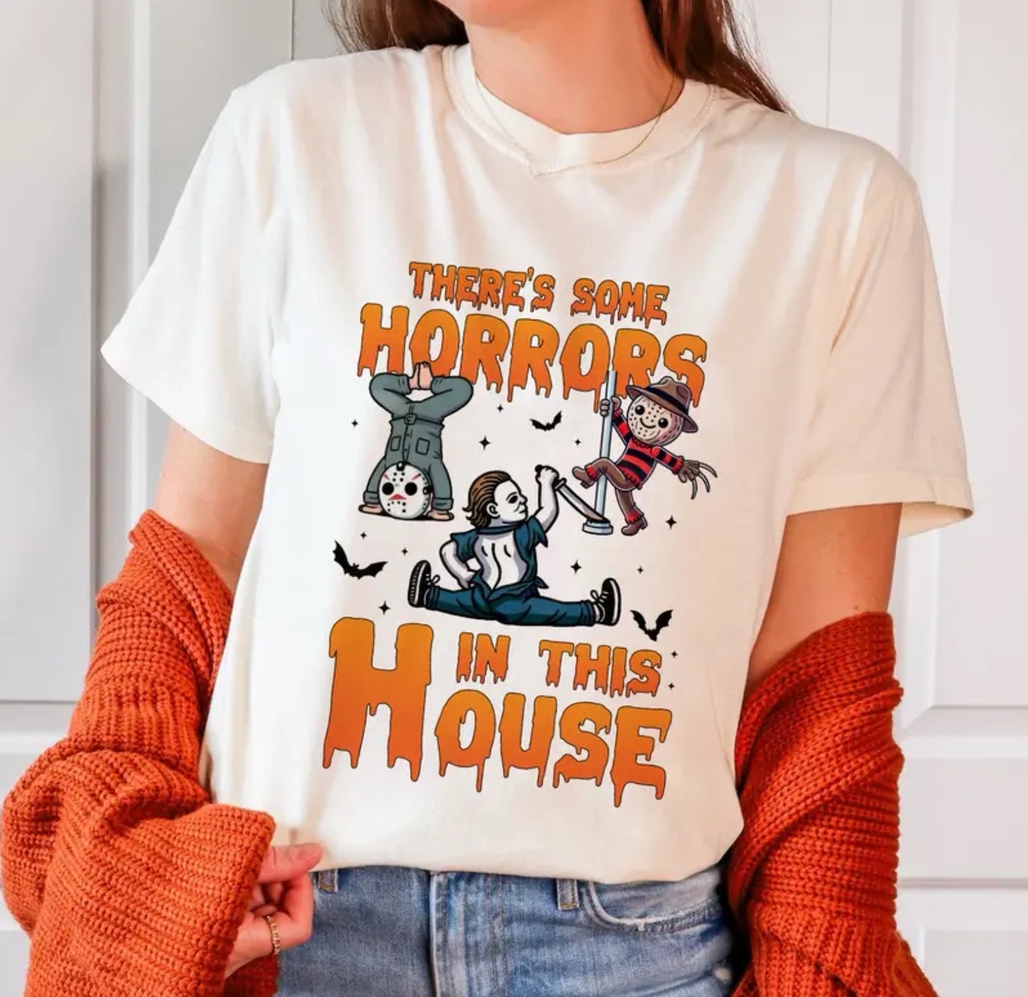 There's some horrors in this house Shirt Sweatshirt Hoodie