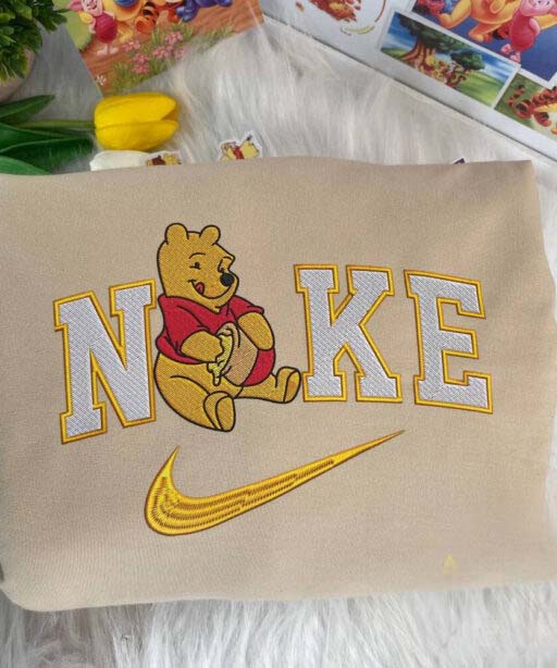 Winnie Pooh and Friends embroidery sweatshirt