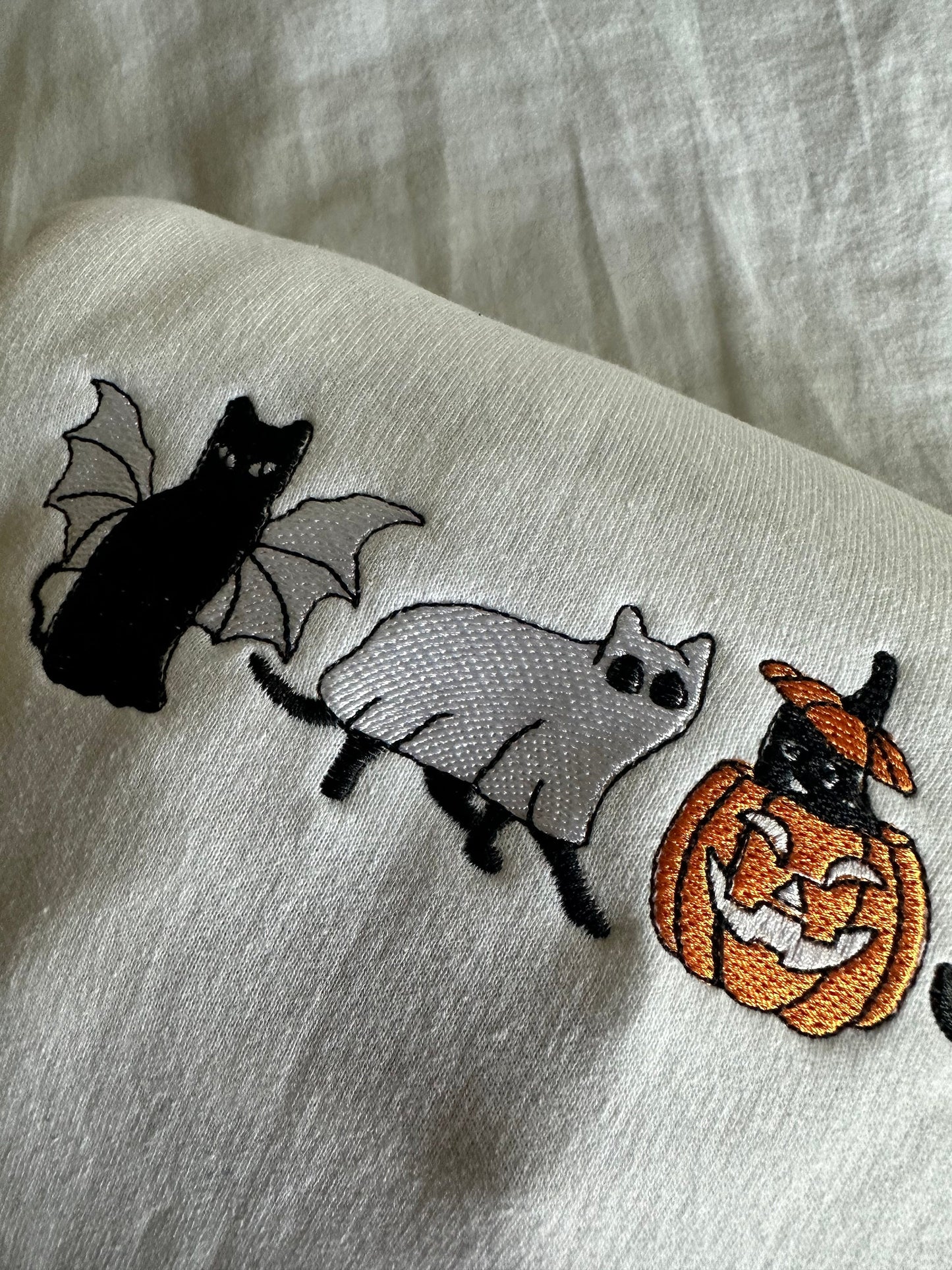 Cat Sweatshirt, Bat/Witch/Pumpkin/Ghost Cats Embroidered Sweatshirt