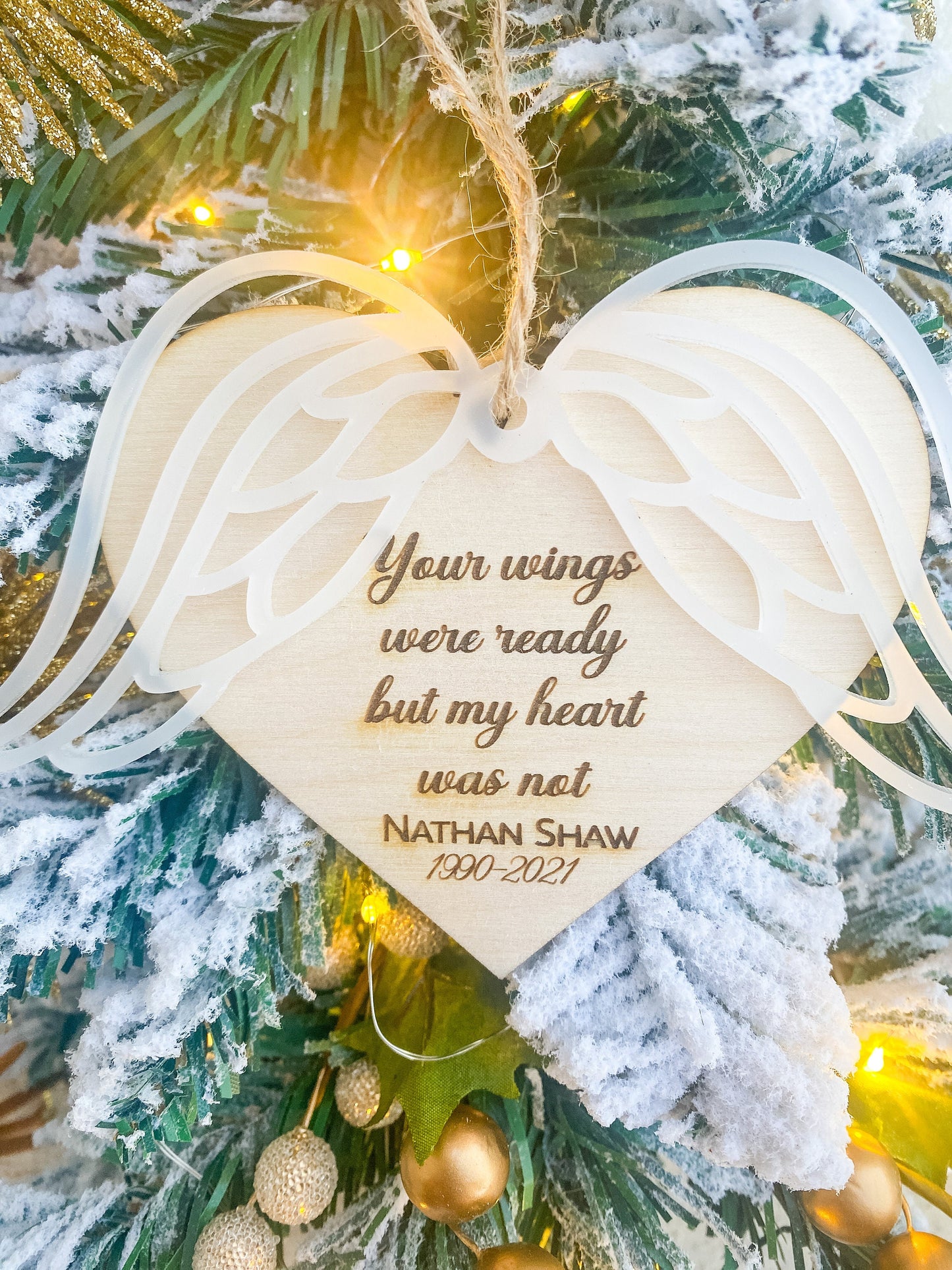 Personalized Memorial Angel wings Heart Ornament