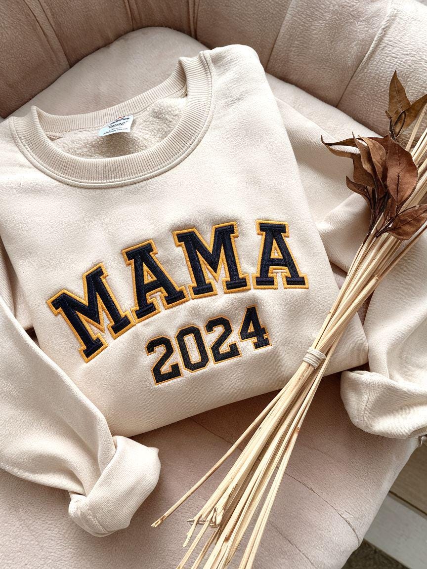 Personalized Mama & Dad Embroidered Sweatshirt