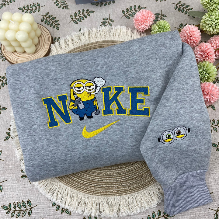 Minions Embroidered Sweatshirt