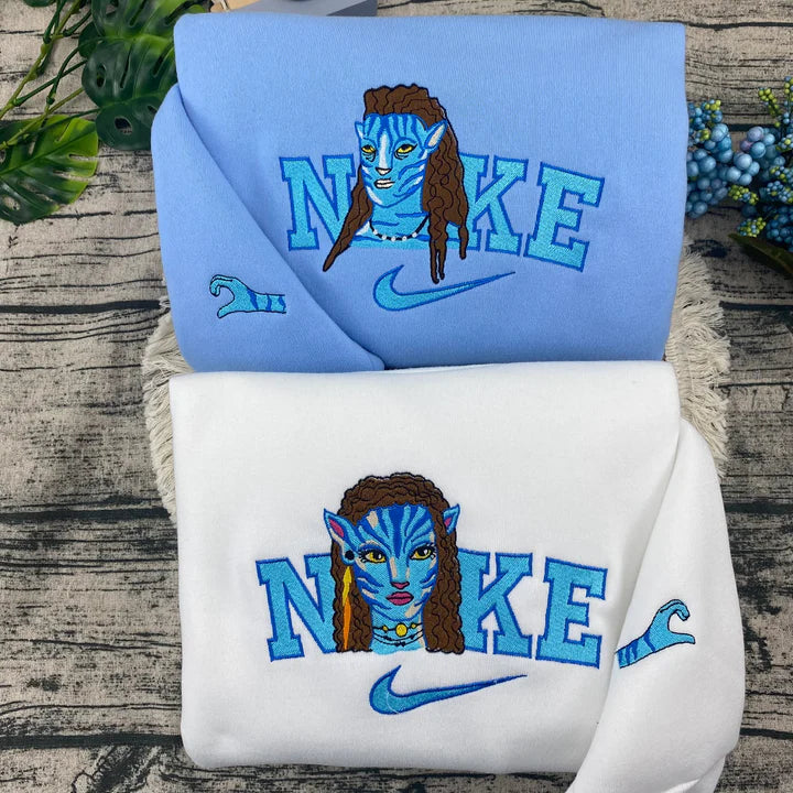 Jake Sully and Neytiri (Avatar Movie) Embroidered Sweatshirt