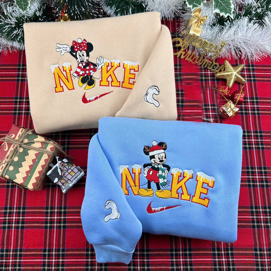 Mickey and Minnie Christmas embroidery sweatshirt
