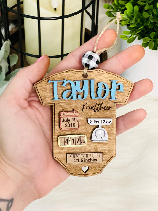 New Baby Keepsake Ornament - Personalized gift for new mom